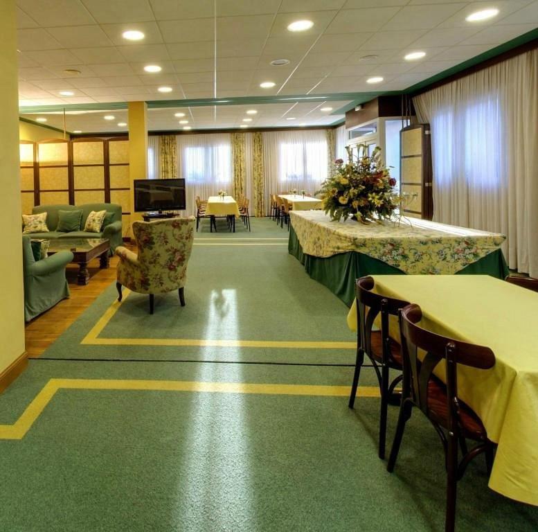 Hotel Suite Miono Кастро-Урдиалес Экстерьер фото